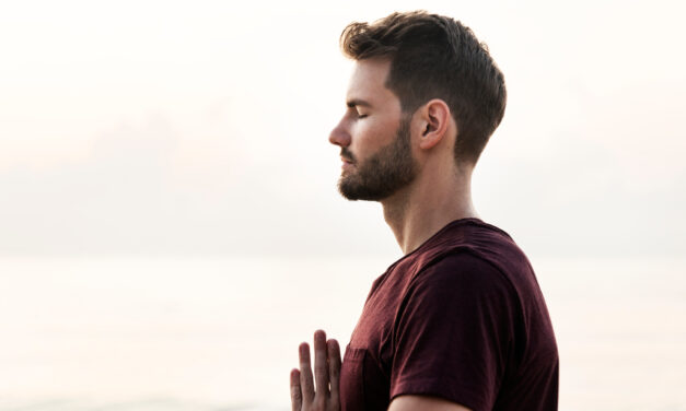 How Yoga and Mindfulness Cultivate a Grateful Mindset